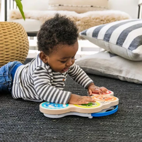 BABY EINSTEIN Fa játék Magic Touch Dob 6 hó+