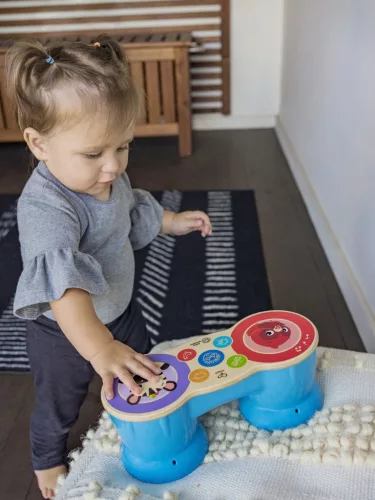 BABY EINSTEIN Zenélő játék Dobok Upbeat Tunes Magic Touch HAPE 6 hó+