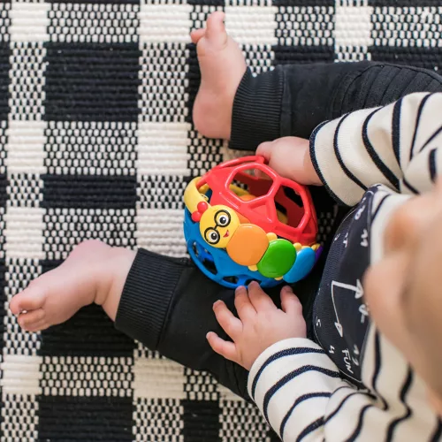 Baby Einstein Bendy Ball™ rágóka labda 3 hó+