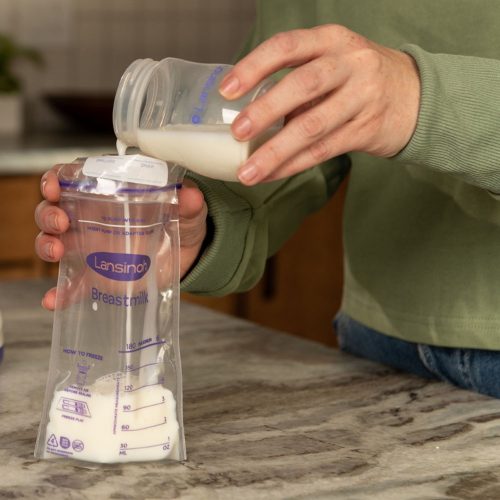   Lansinoh Cumisüveg lassú folyású etetőcumival + fedéllel, 160 ml