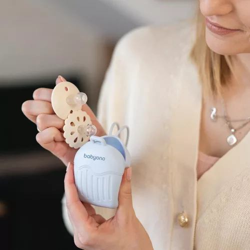 BabyOno szilikon cumitartó tok 2 cuminak – kék (1656/01)