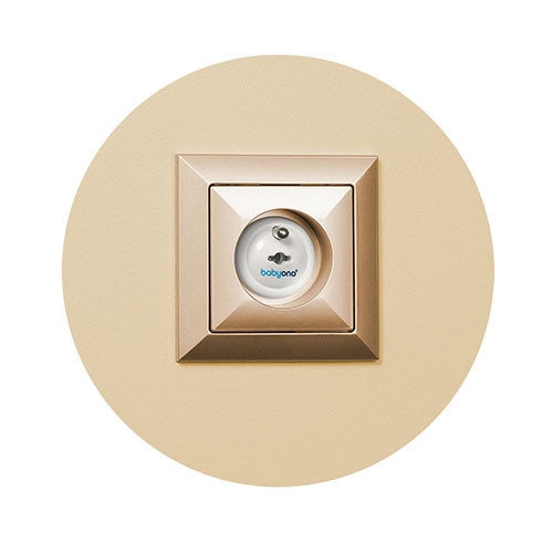 Babyono konnektor biztosági dugó kulccsal - 950