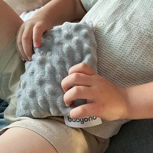 Babyono thermo párna cseresznyemaggal és levendulával - szürke 796/02