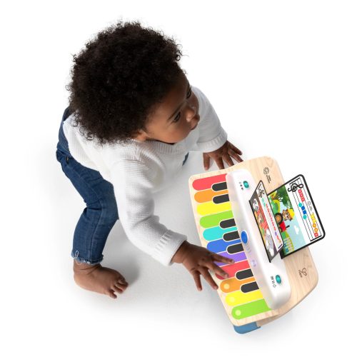 BABY EINSTEIN Fa zenélő játék zongora Together in Tune Piano Connected Magic Touch HAPE 12hó+
