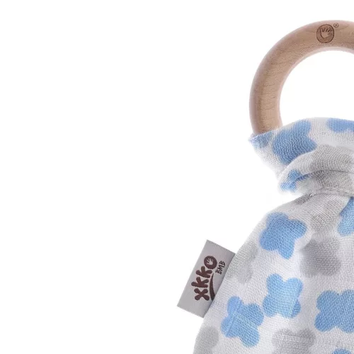 XKKO bambusz rágóka juharfa gyűrűvel baby blue cross