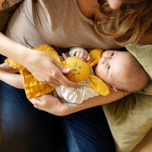 PETITE&MARS Bambusz muszlin szundikendő Hugo Intense Ochre 0hó+