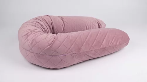 Univerzális szoptatós párna velvet huzattal - Powder Pink