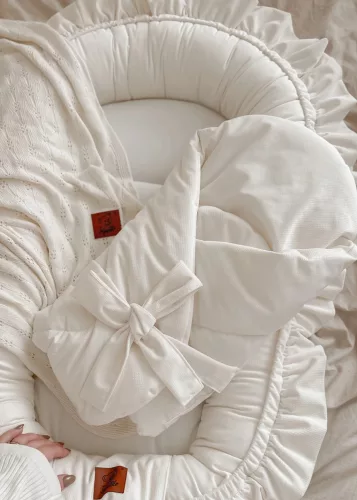 Infantilo NiKiDs pólya kókuszmatraccal velvet - krém